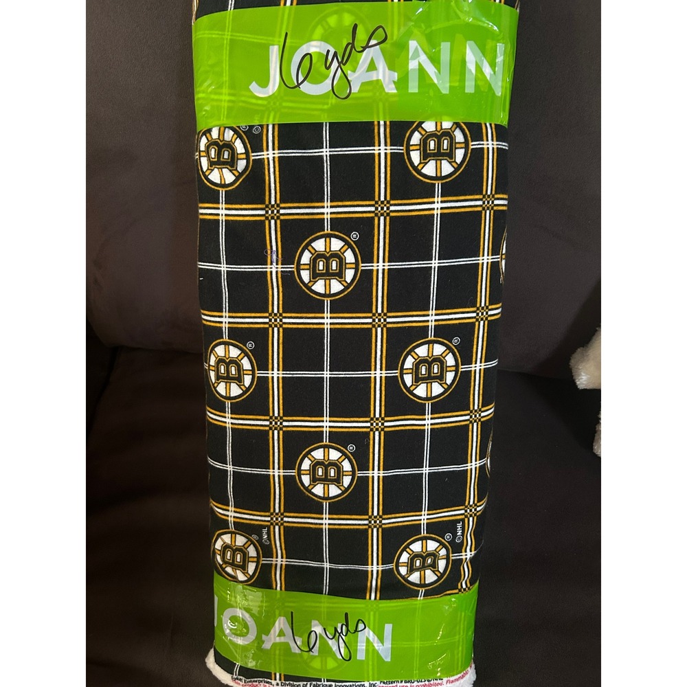 Boston Bruins Plaid Flannel Fabric Licensed NHL Officially by Joann 100% Cotton‎